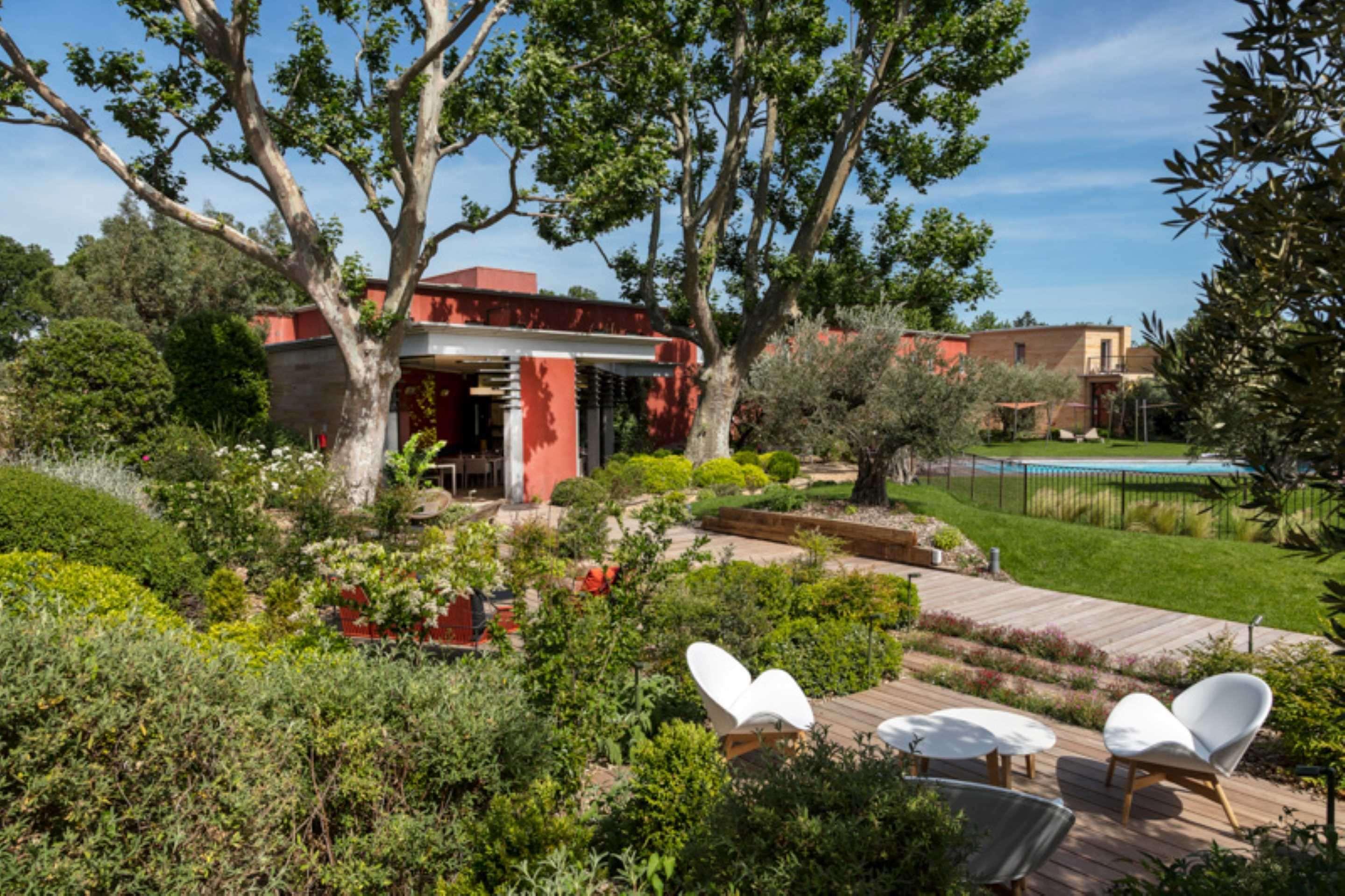 Best Western Plus Le Lavarin Avignon Exterior photo