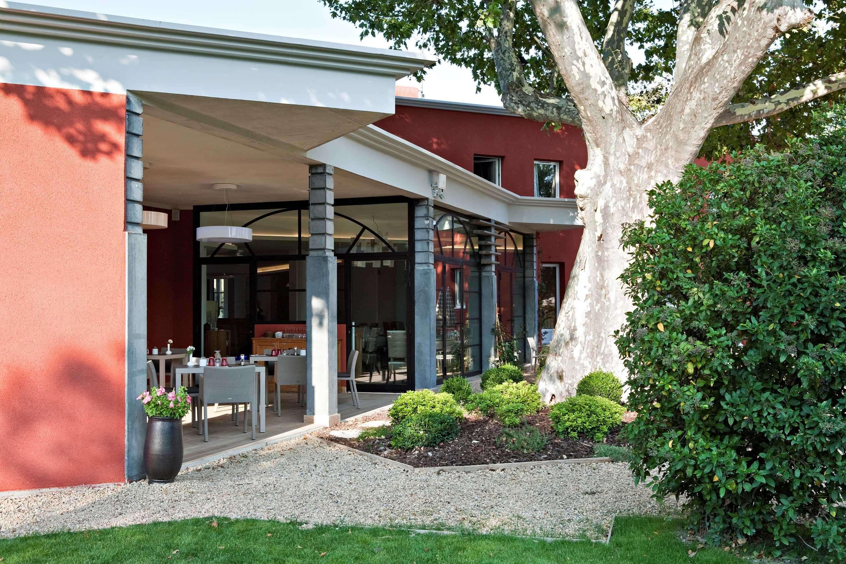 Best Western Plus Le Lavarin Avignon Exterior photo