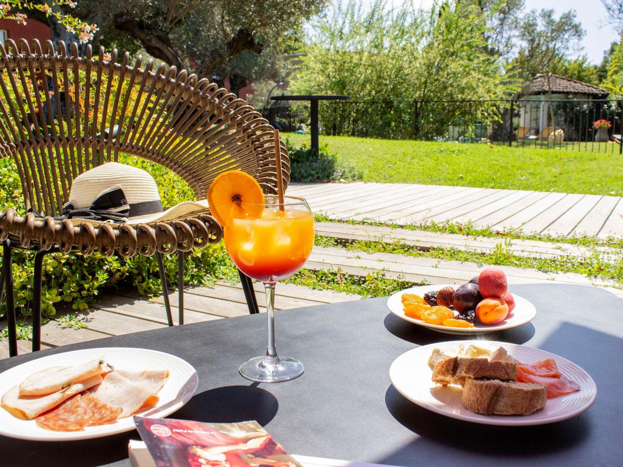 Best Western Plus Le Lavarin Avignon Exterior photo