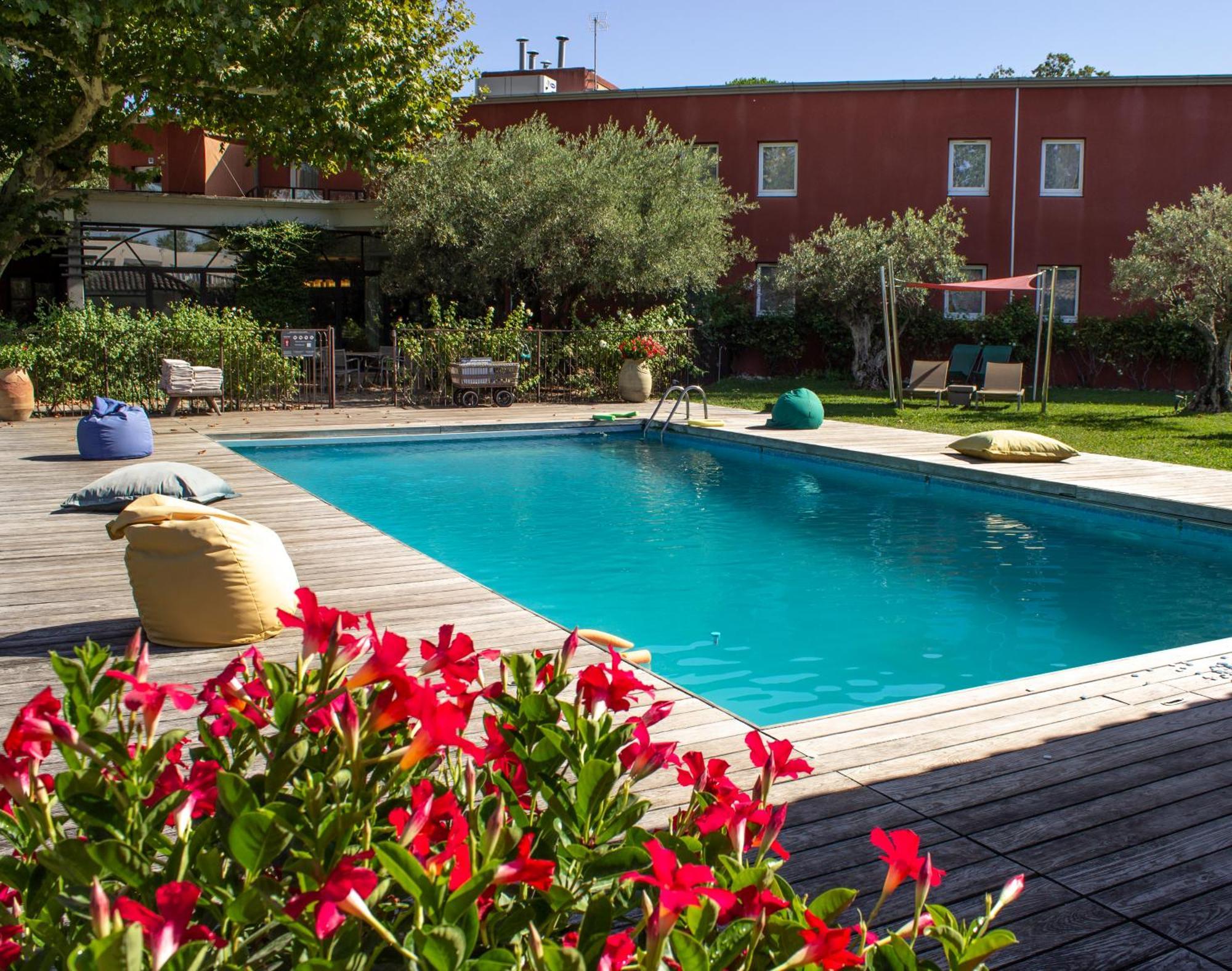 Best Western Plus Le Lavarin Avignon Exterior photo
