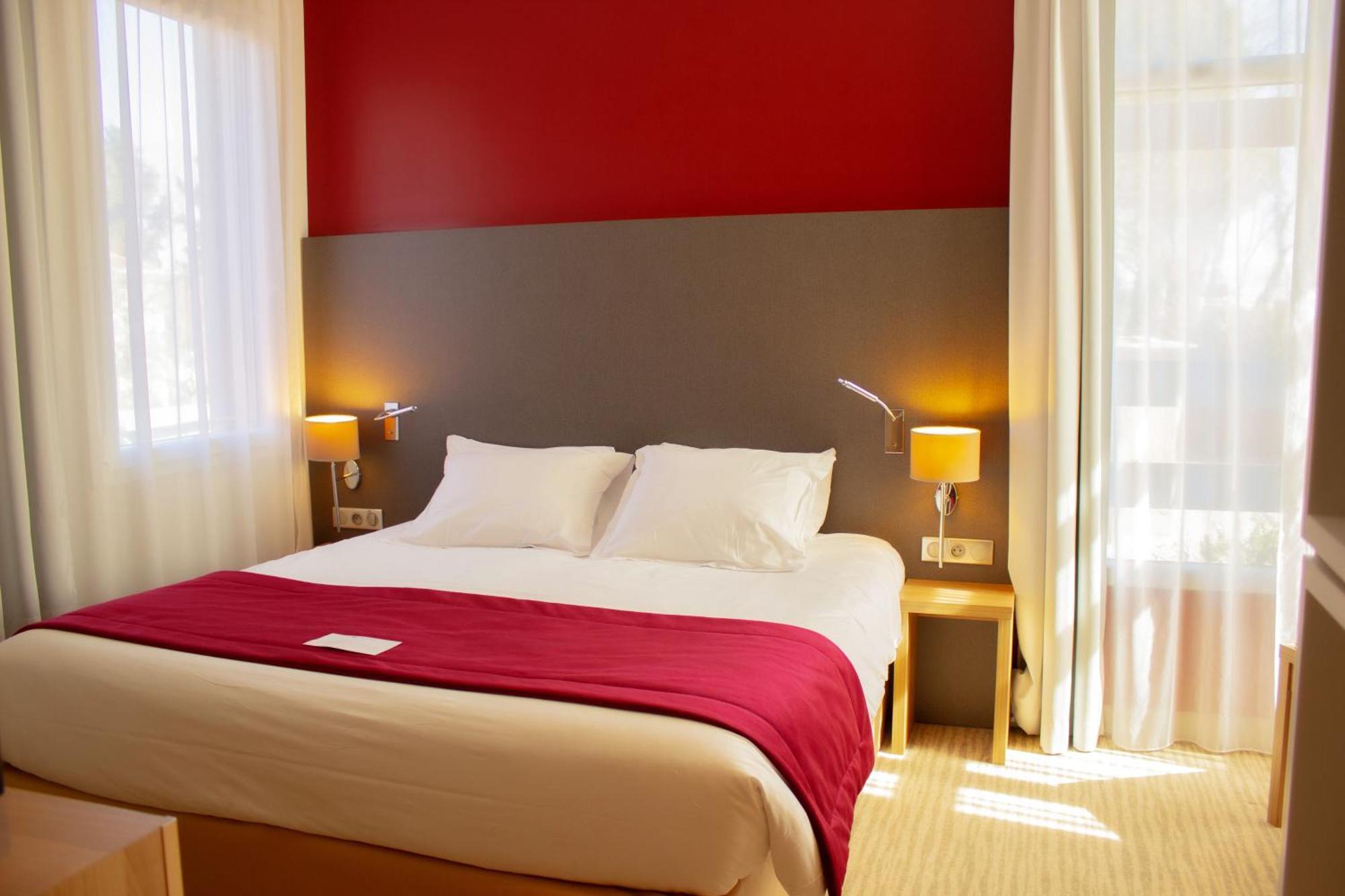 Best Western Plus Le Lavarin Avignon Exterior photo
